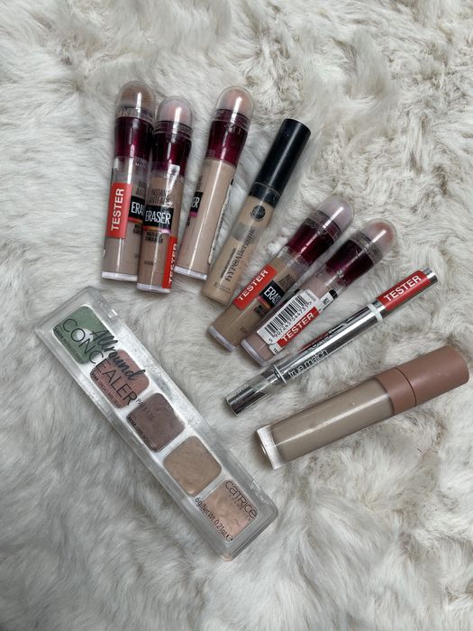 zestaw kosmetyków do makijażu ponad 120 szt dla makijażystki wizażystk