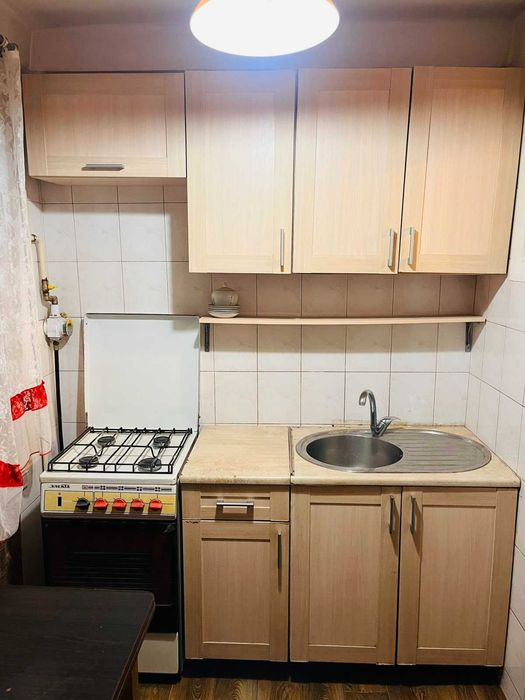 Здам 3к квартиру поблизу метро Вокзальна вул. Кавказька 9