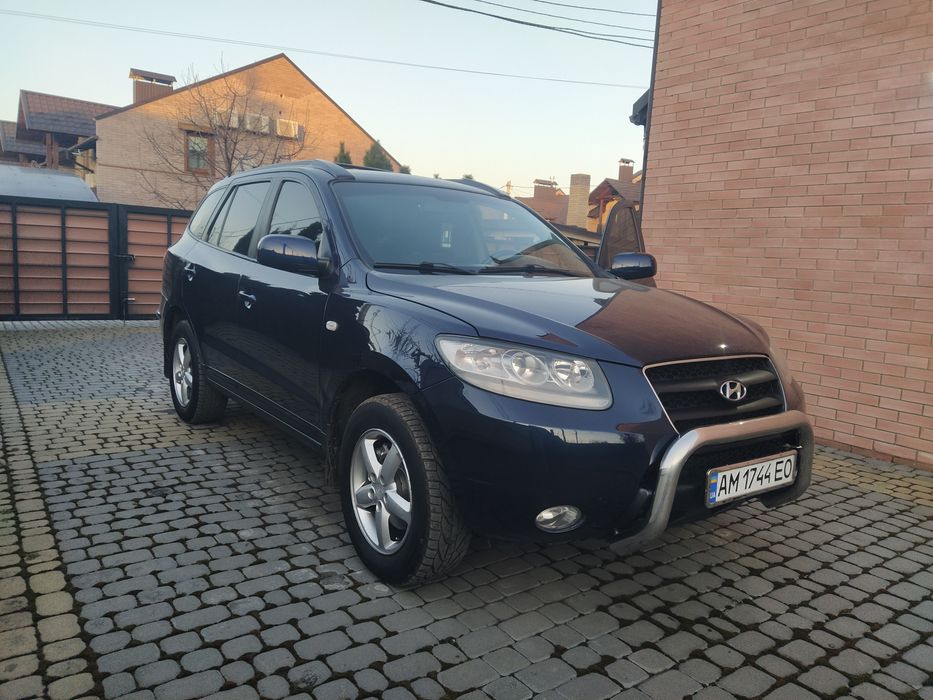 Продам Hyundai SantaFE