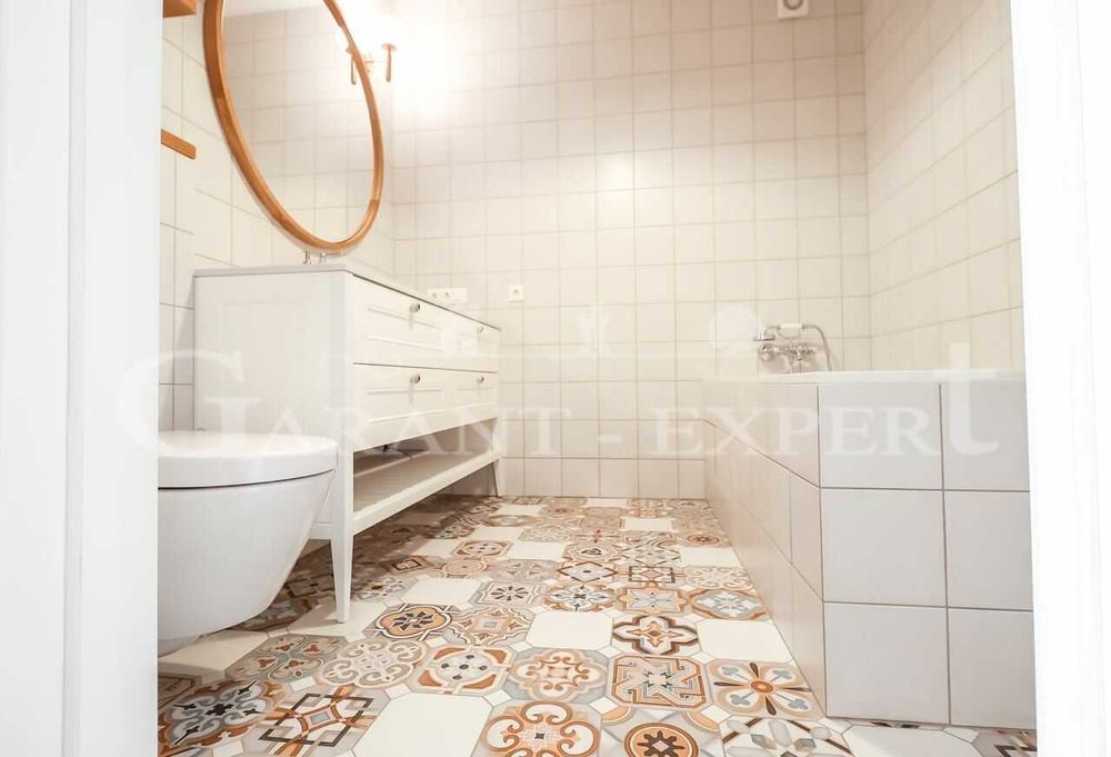 Стильний таун 150 м кв З РЕМОНТОМ В КМ.ЗРУЧНИЙ виїзд у Київ