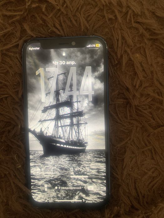 Продам IPhone 12 mini