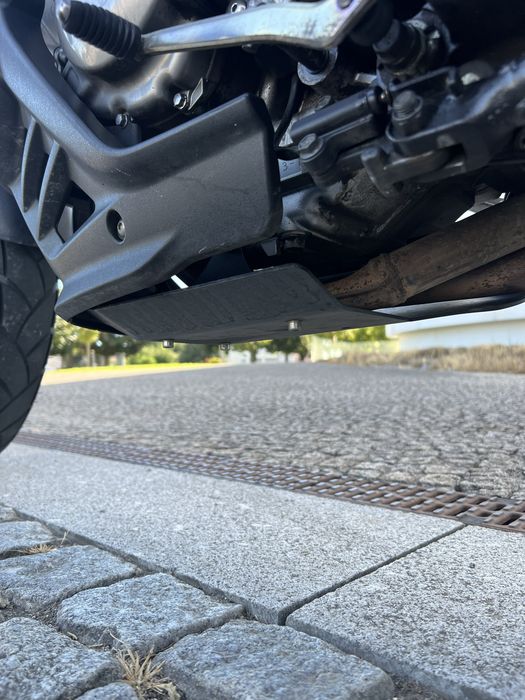 Suzuki v strom 650