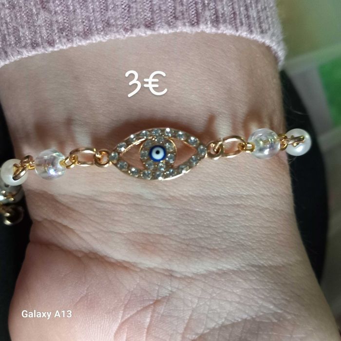 Pulseiras em perolas