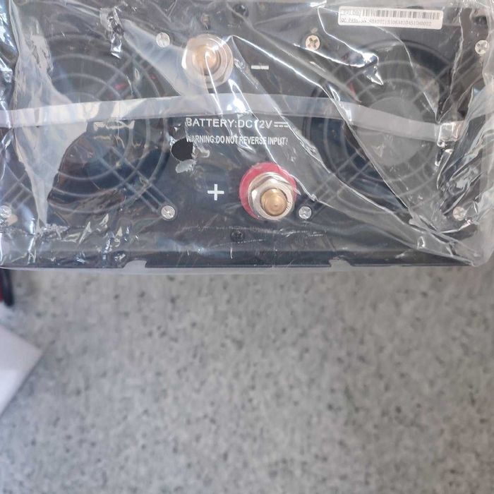 Інвертор UPS-4000SR SINUS 4000W