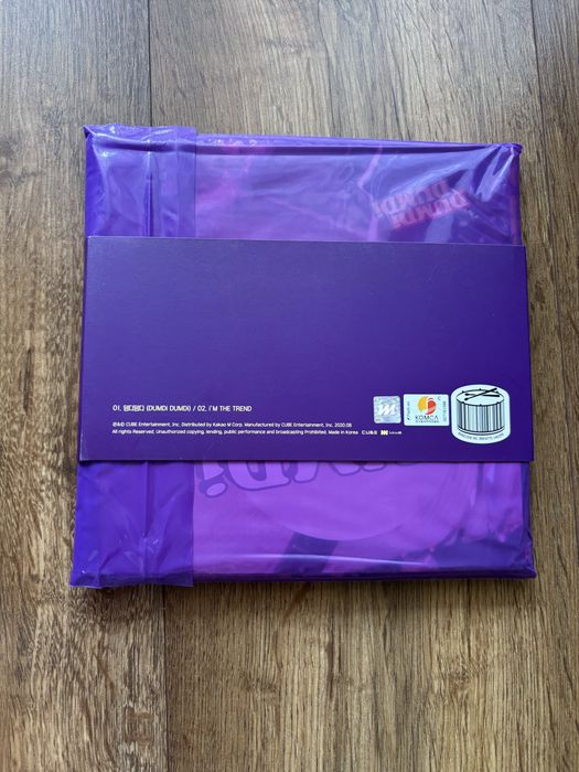 Dumdi Dumdi, Album (G)I-DLE / I-DLE