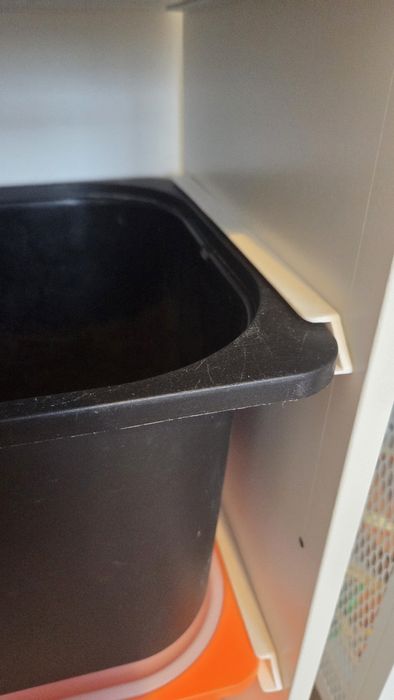 Trofast Ikea z półką i pojemnikami
