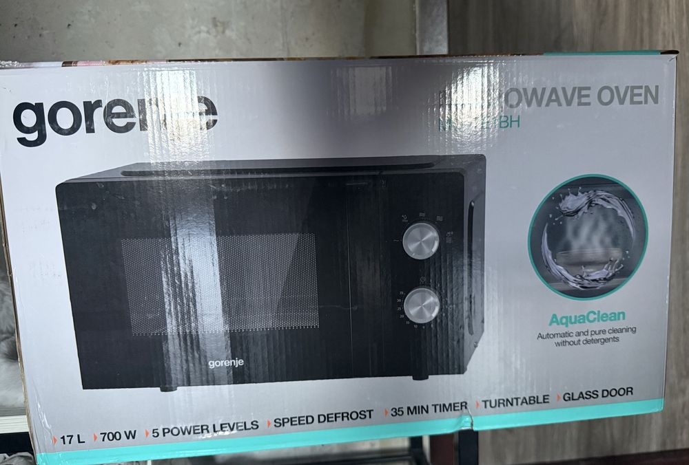 Мікрохвильова піч Gorenje MO17E1BH