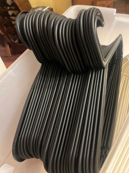 Cabides Plástico IKEA  - Jogos de 25