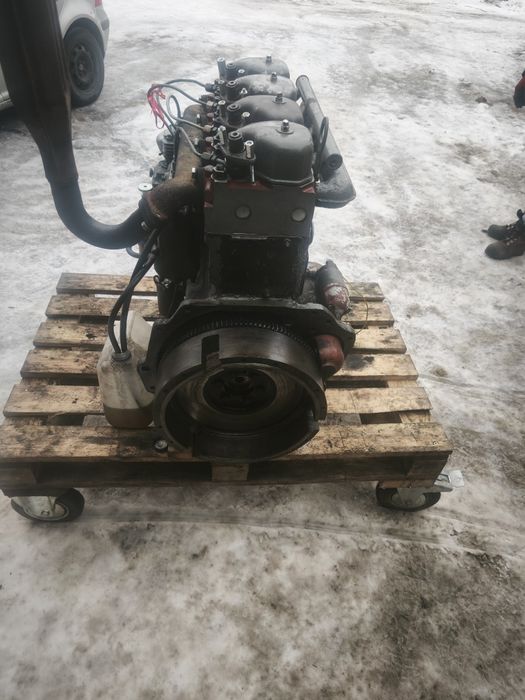 Silnik c360 c355 c4011