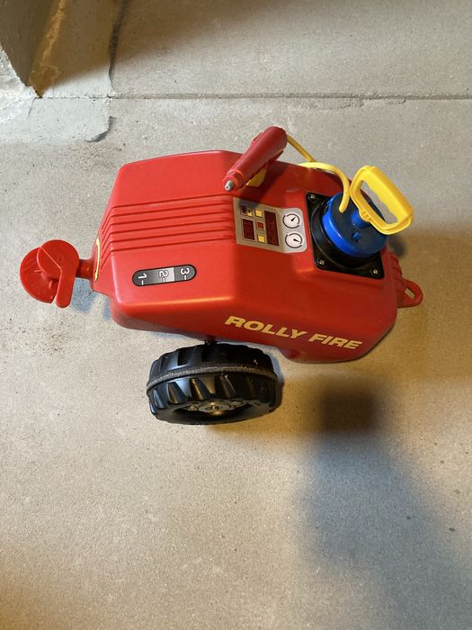 Samochód na pedały Rolly Toys Mercedes + cysterna