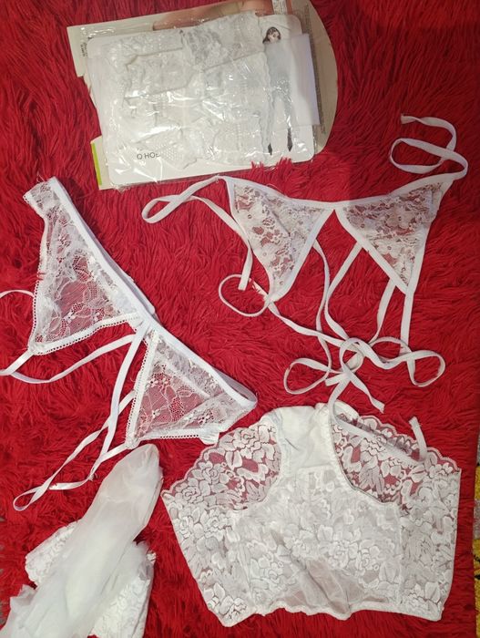 Biały zestaw majtki stanik pończochy wieczór panieński