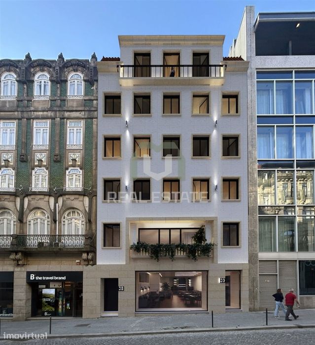 Apartamento T0 na  Rua de Sá Bandeira, Porto