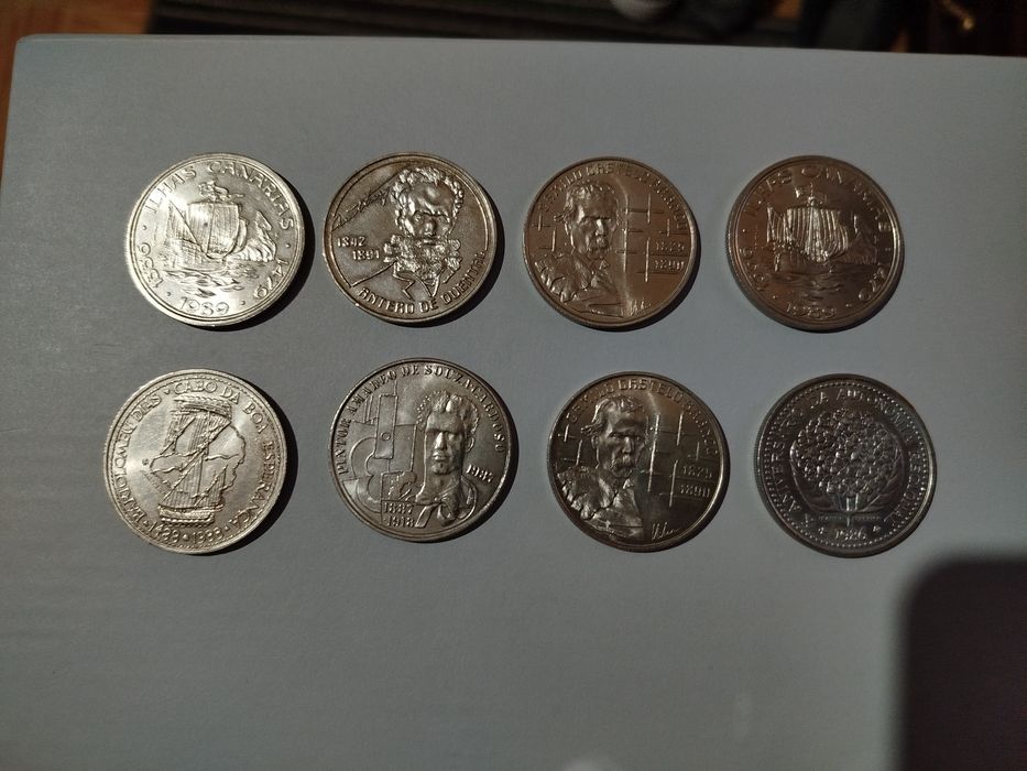 Coleção de Moedas de 100 Escudos de Portugal (Várias Edições)