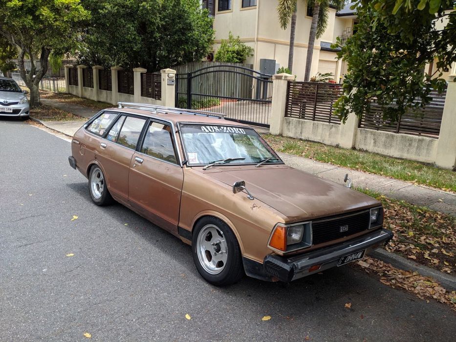 Datsun B310 Fastback Wagon (Sunny California) VIDROS