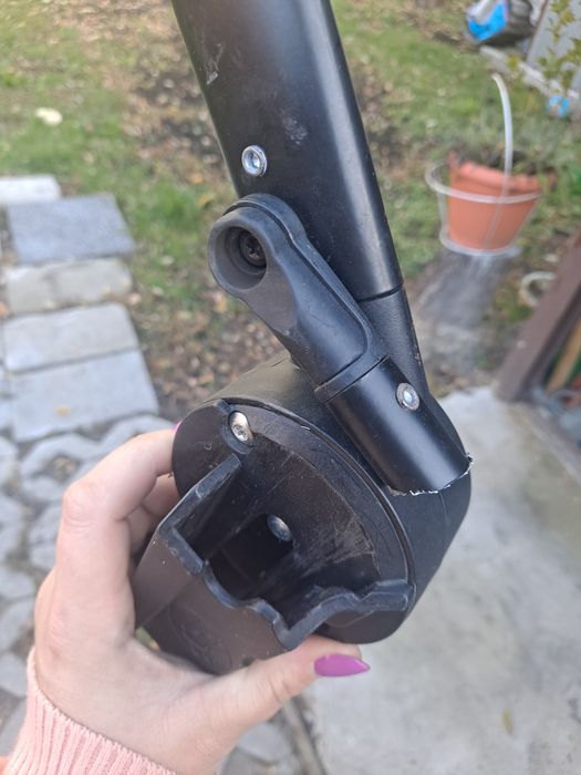 Zawias do stelaża qunny