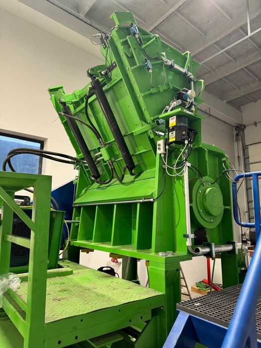 Uniwersalny Granulator MeWa UG 1600 maszyna recyklingowa