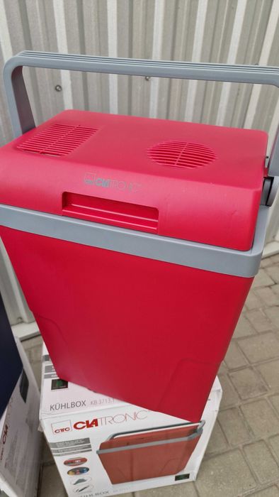 холодильник в авто Clatronic Туристический холодильник автохолодильник