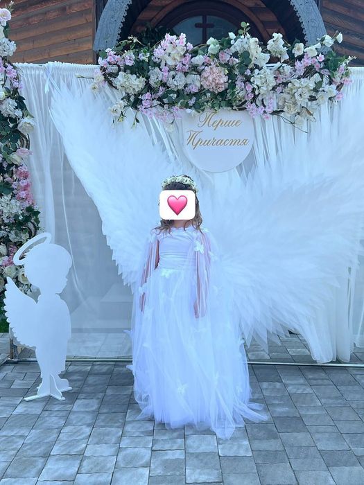 Сукня біла до першого причастя