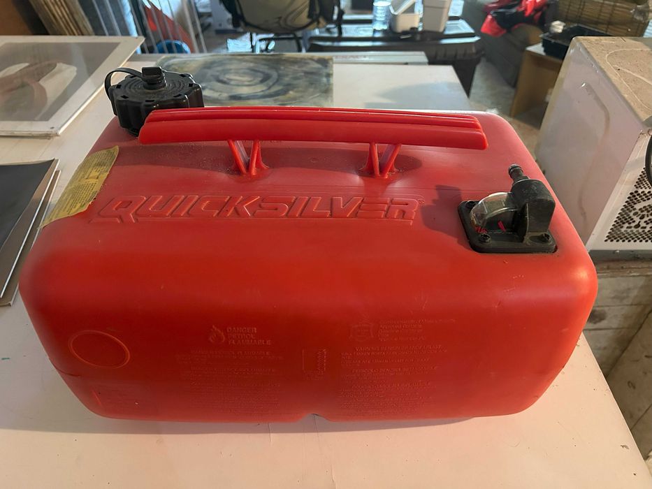 deposito de gasolina para barco de 25 lts