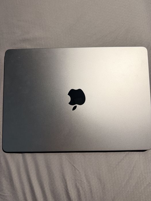 MacBook Air 13.6″ M2 (2022)