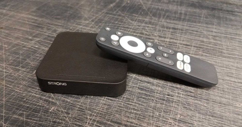 Смарт ТВ приставка Android SmartTV Box STRONG LEAP-S3