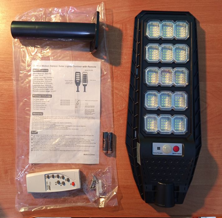 Lampa uliczna solarna LED 200w