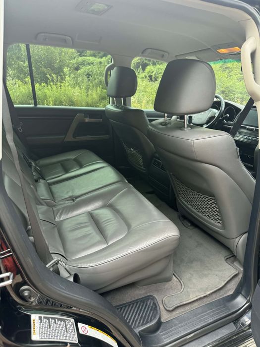 Toyota LC200 4,5 дизель