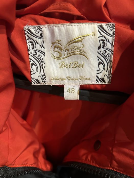 Продам пуховик жіночий