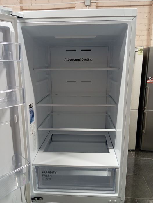 Холодильник Samsung No-Frost 185см INVERTER A+++ 2023год из Германии