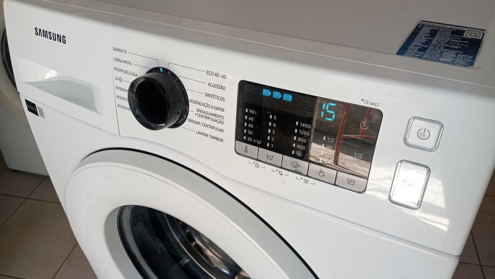 Máquina de lavar roupa Samsung 11 kg como nova