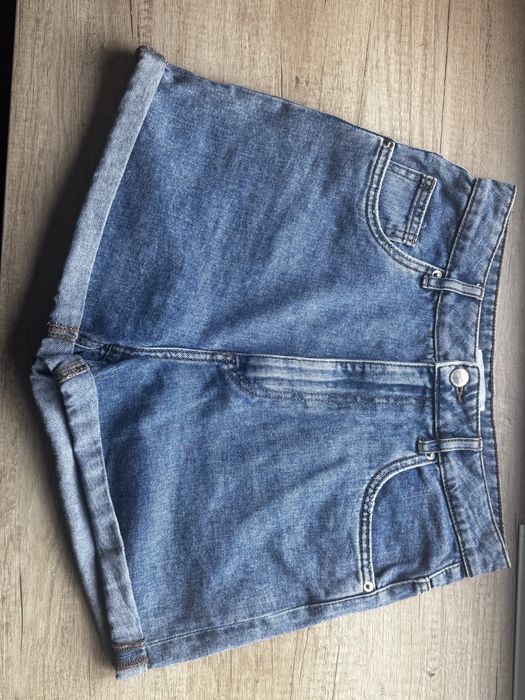 Джинсові шорти жіночі