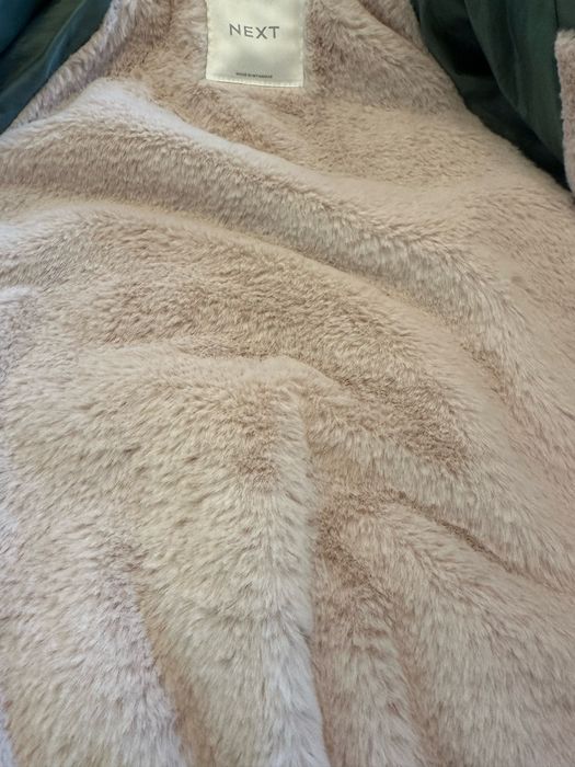 Курточка next 98, нова, зима