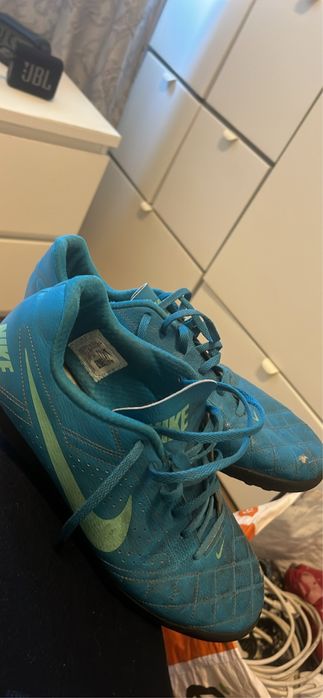Chuteira nike beco 3