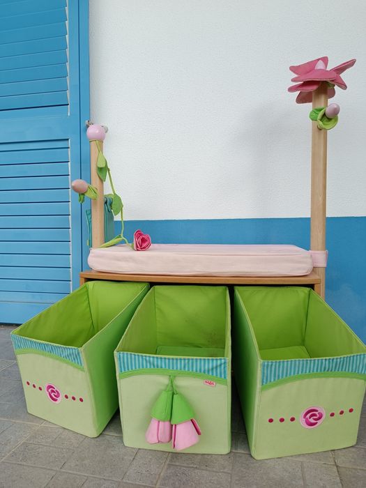 Mobiliário infantil, Banco para quarto de criança