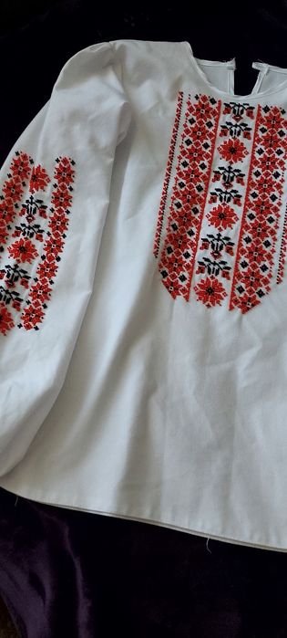 Блузка для дівчинки