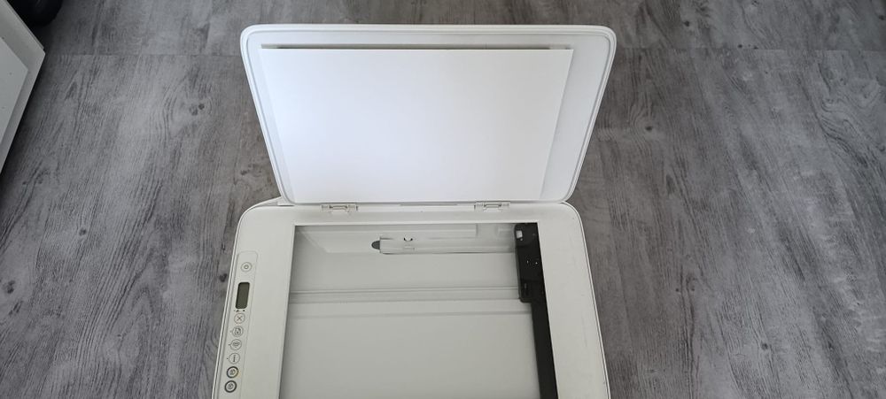 Drukarka hp deskjet  2700 plus dwa tonery