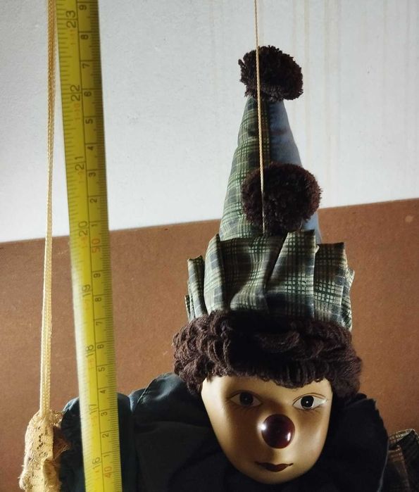 Boneco Palhaço Baloiço Suspenso
