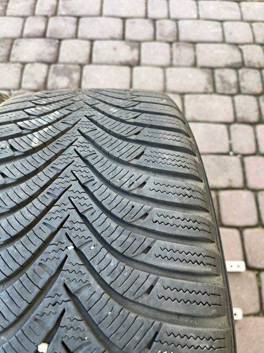 Opony Hankook Winter Icept RS2 225/45/17 94 V ROK 2022