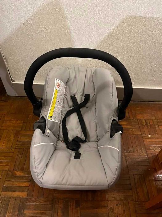 Cadeira de bebe  0 a 6 meses maternidade