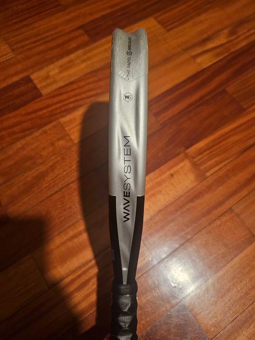 Raquete de Padel Bullpadel Neuron 25 (Como Nova)