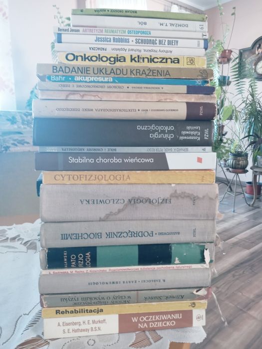 Stare książki medyczne