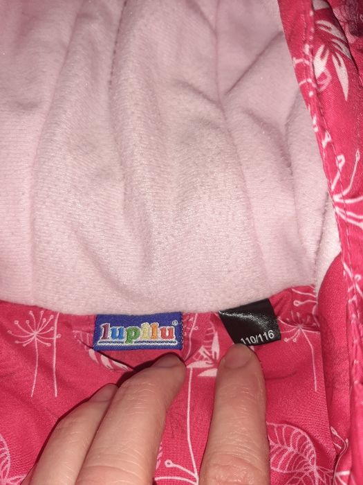 Вітровка для дівчинки