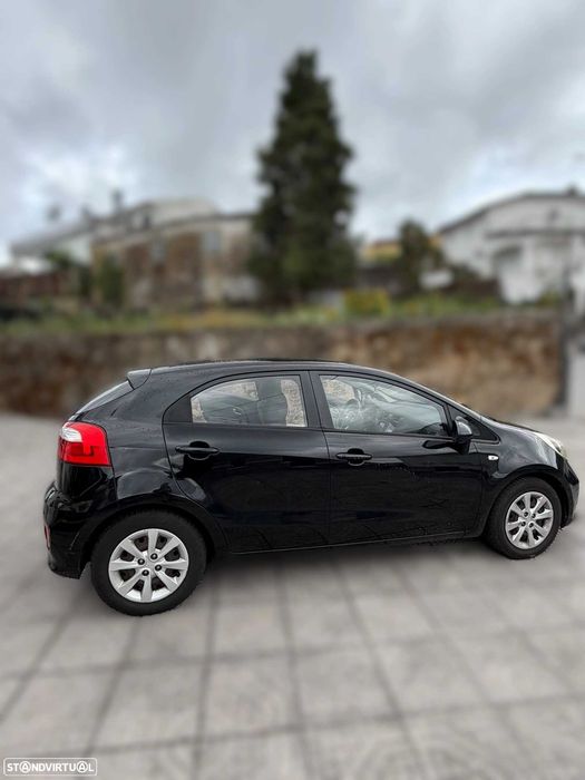 Kia Rio 2015 1.1