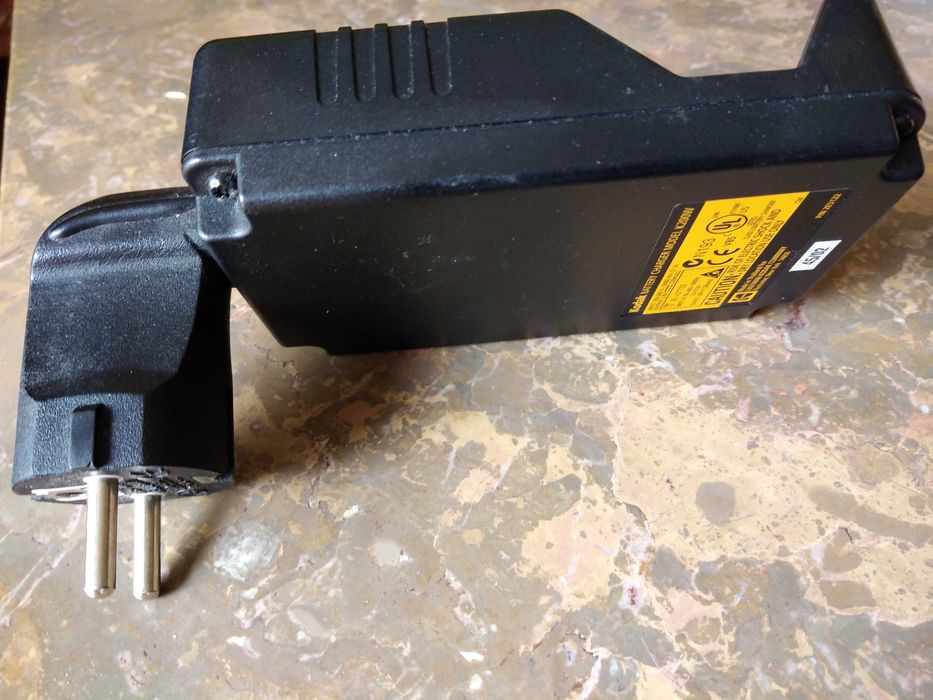 Battery Charger64309807112835123