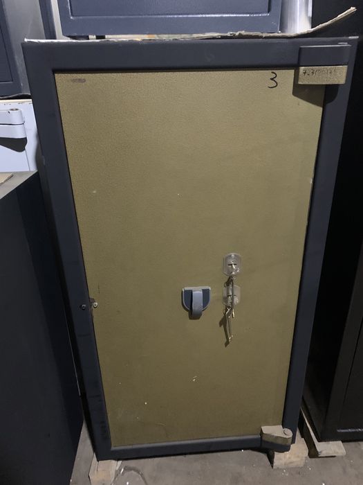 Сейф бу Практика бетонний