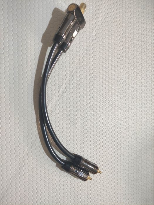 Qed Performance Y-Sw splitter
