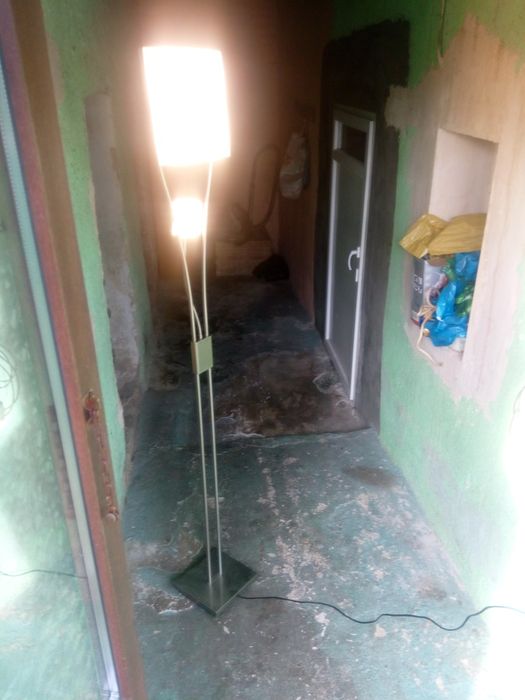 Lampa stojąca super