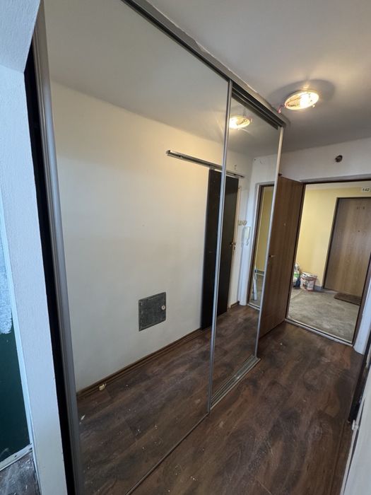 TRANSPORT GRATIS: Duża szafa 191x55x240 cm z LUSTREM i drzwiami przesuwnymi