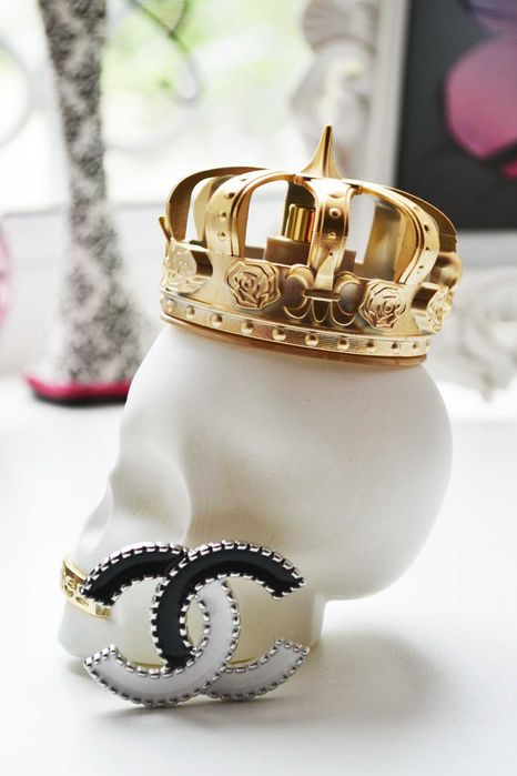 Роскошная брошь черно - белая брошка  Chanel