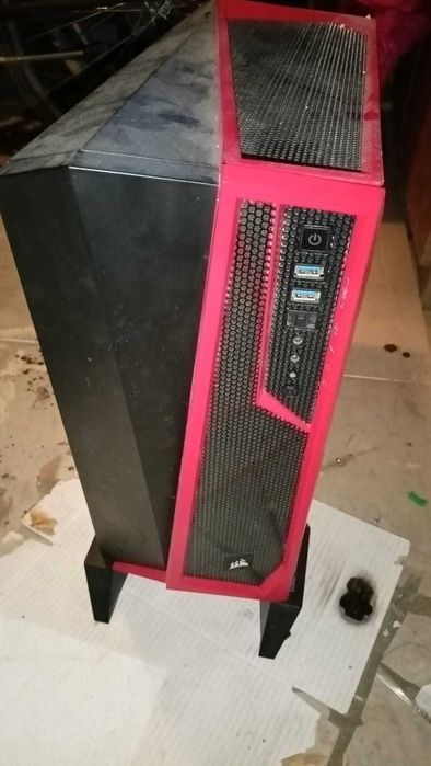 Obudowa Corsair Carbide SPEC-ALPHA Mid-Tower czarno-czerwona